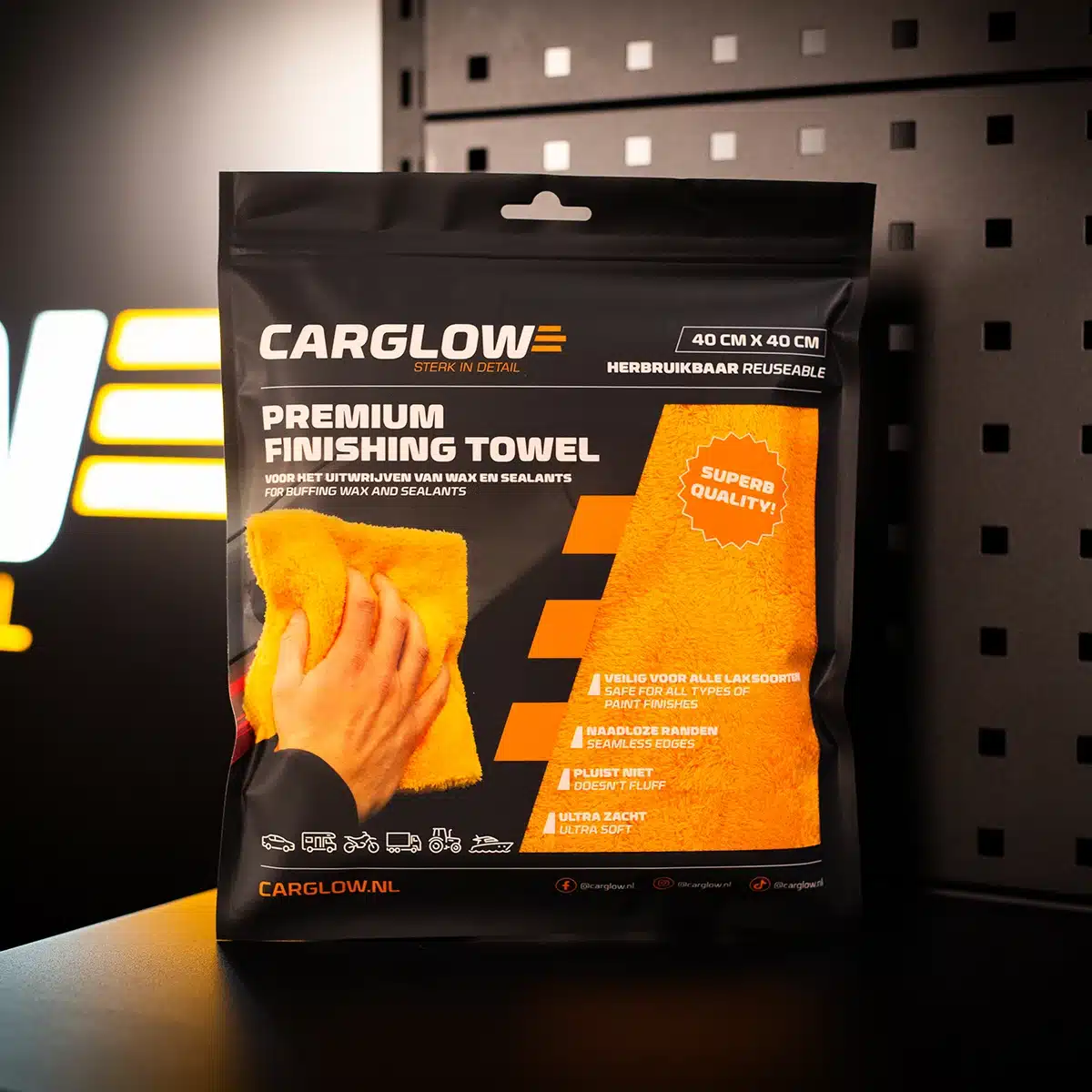CARGLOW Premium Finishing Towel in verpakking