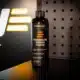 CARGLOW Premium Snow Foam fles met CARGLOW-logo op de achtergrond